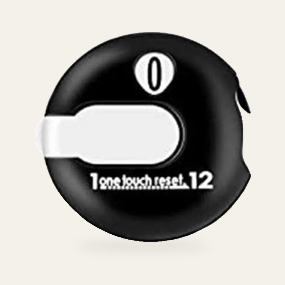 Clip-On Golf Stroke Counter — Black & White